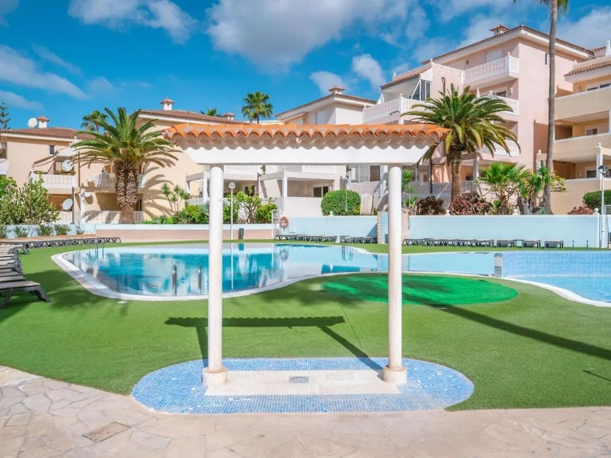 Atlantic Breeze, Bright Big Terrace, Pool, Wifi Apartment Chayofa